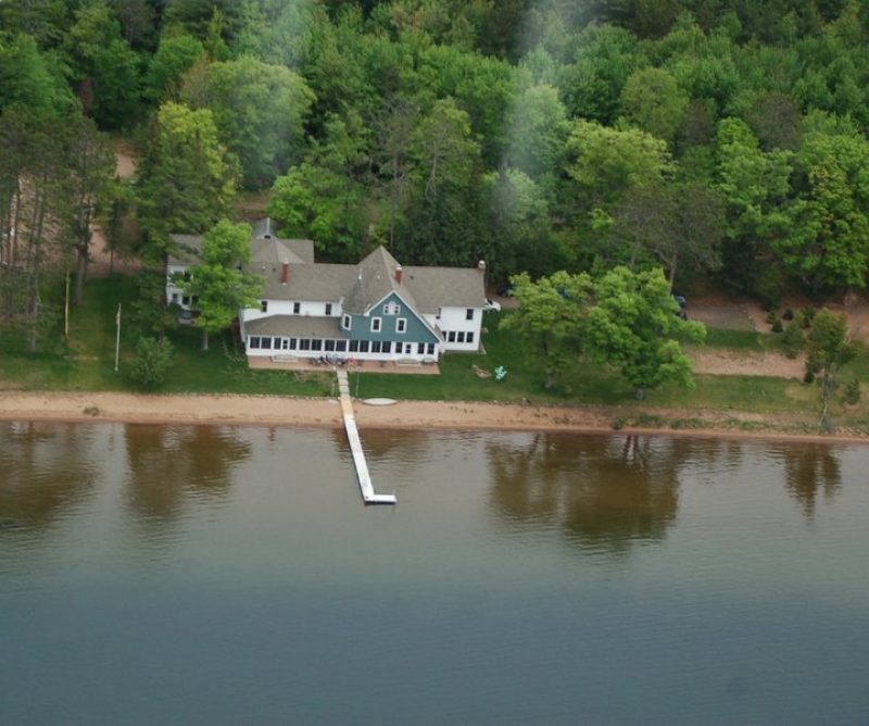 The Old Chicago Club - 15 Bedrooms & 8 Baths